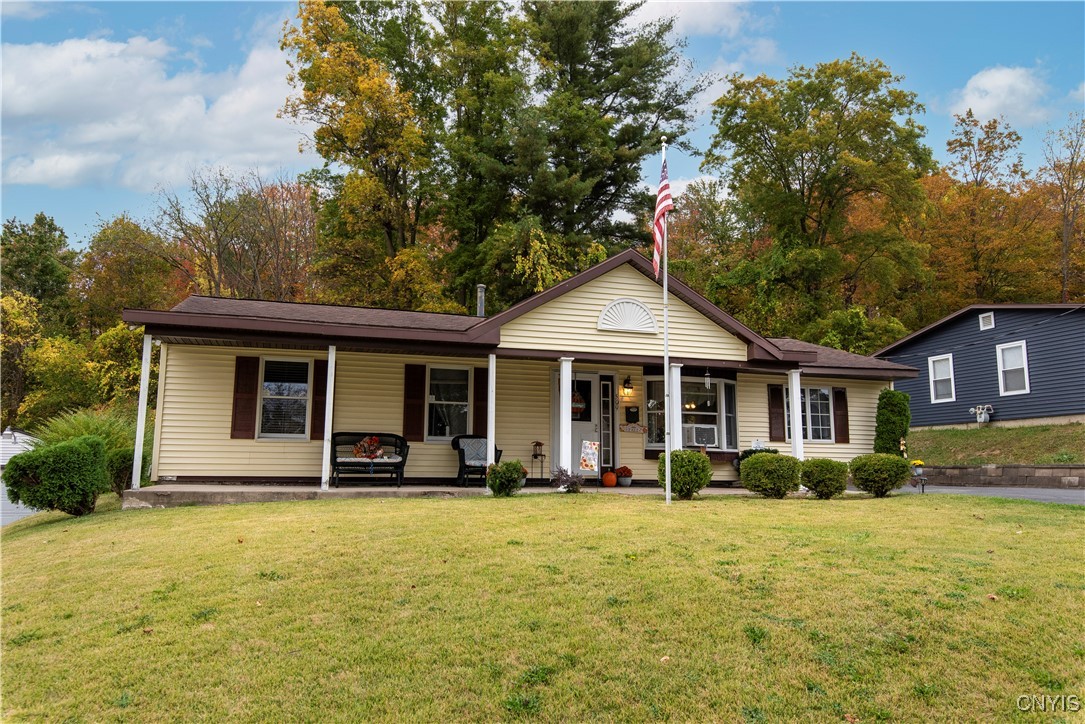 509 Deerwood Road Utica, NY 13502 - Photo 2 of 50