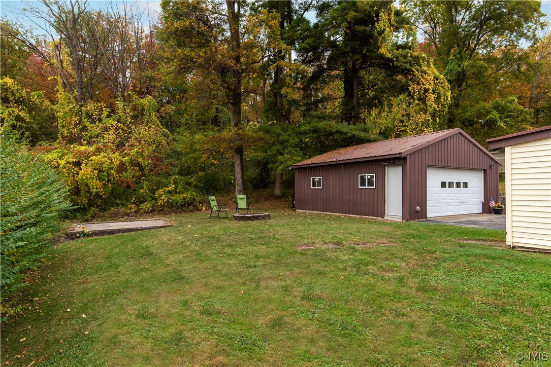 509 Deerwood Road Utica, NY 13502 - Photo 10 of 50