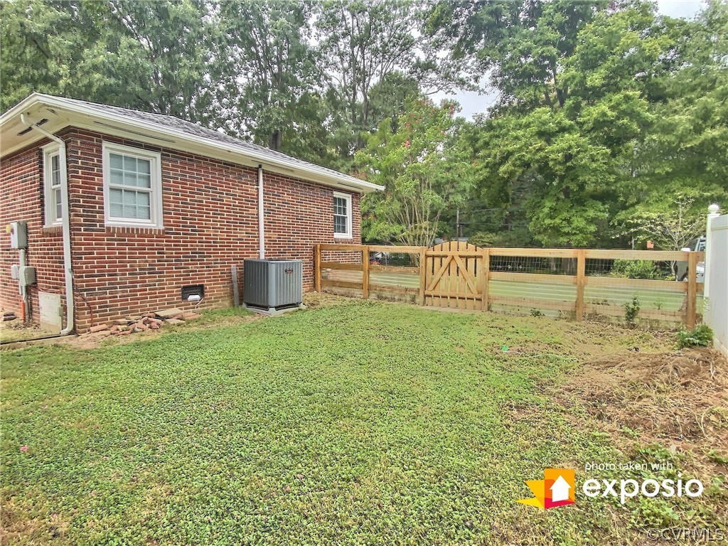 3625 Snyder Road Richmond, VA 23235 - Photo 11 of 27 Additional wood gate leading to backtard