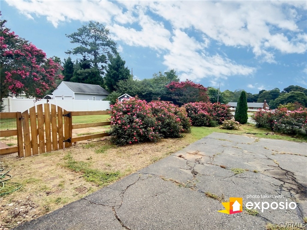 3625 Snyder Road Richmond, VA 23235 - Photo 7 of 27 Gallery Image 7