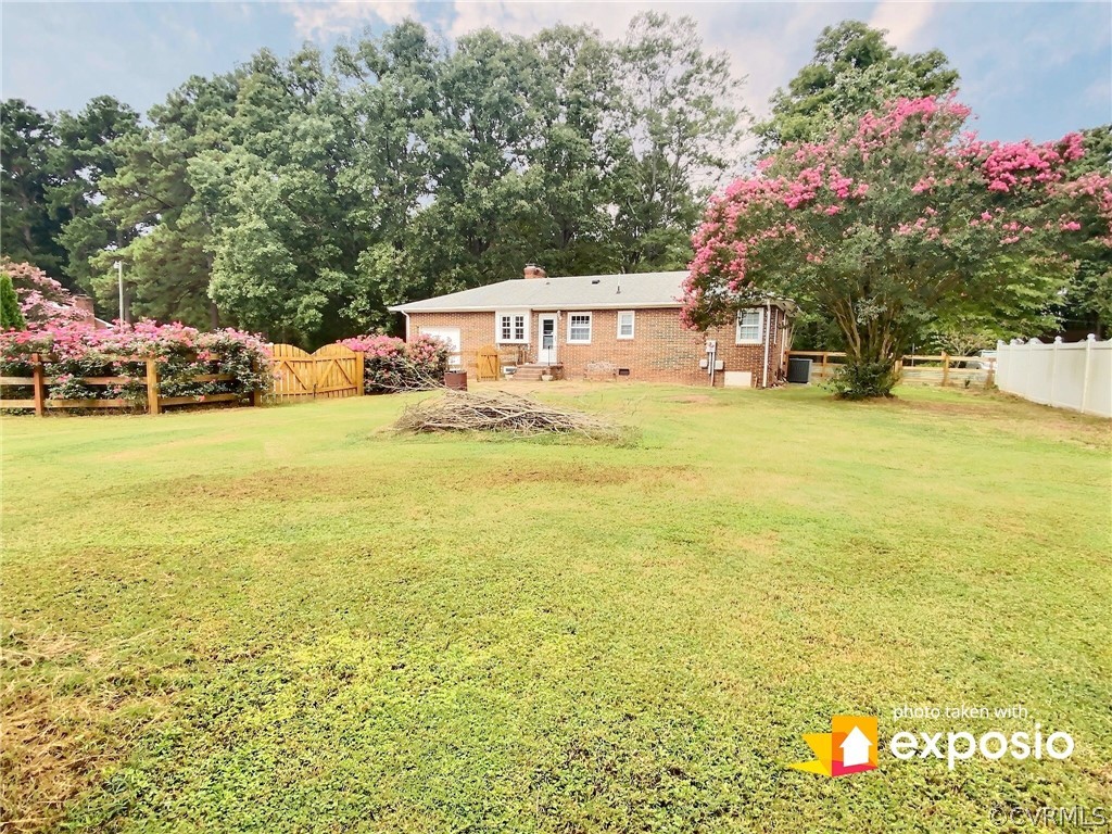 3625 Snyder Road Richmond, VA 23235 - Photo 10 of 27 Beautiful crepe myrtle trees, and large bushes mak
