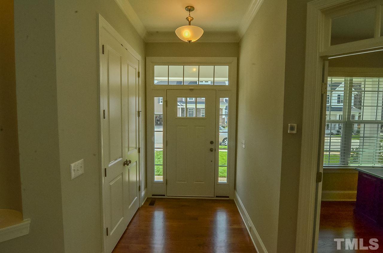 11824 Friendship Oak Trail Raleigh, NC 27613 - Photo 3 of 24