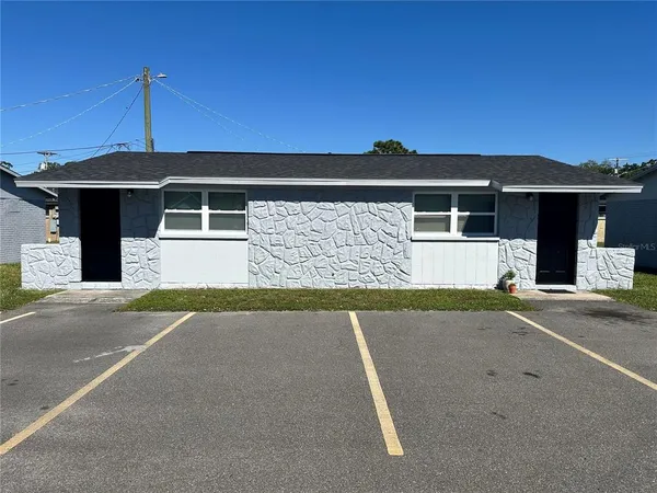 $1,050 | 1104 East 140th Avenue, Unit B, Tampa, FL 33613