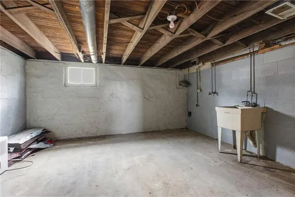 $160,000 | 1809 Garfield Street, Aliquippa, PA 15001