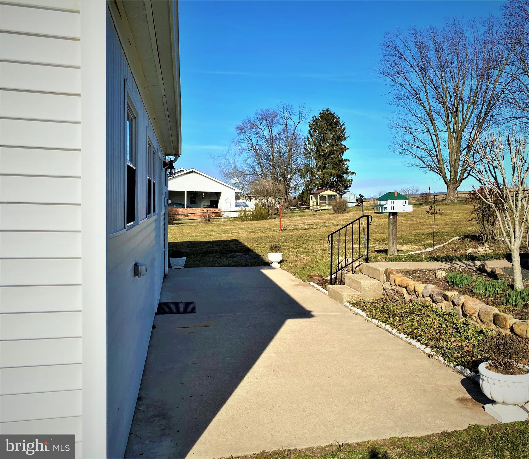 403 Palmyra Road Edinburg, VA 22824 - Photo 54 of 60 Back Patio