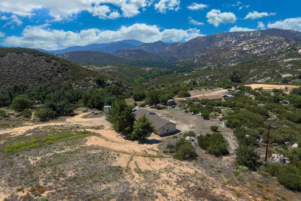 27820 Golden Eagle Road Ramona, CA 92065 - Photo 2 of 32