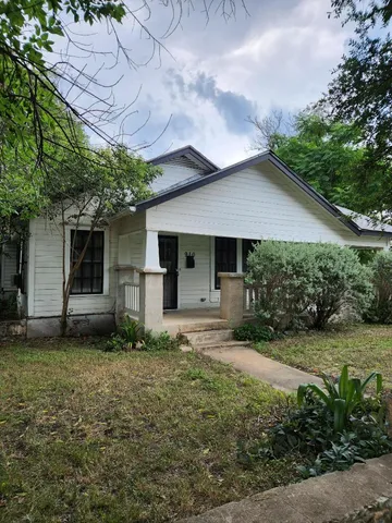 $1,850 | 910 East 13th Street, Austin, TX 78702