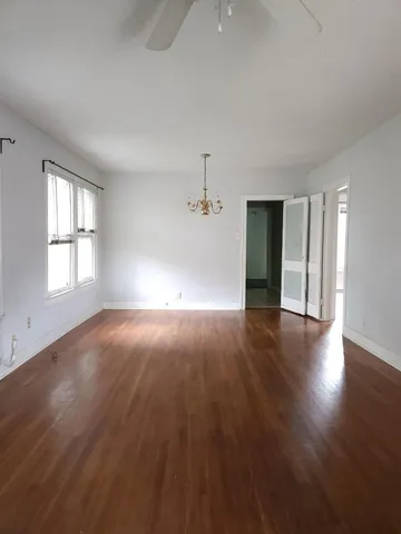 $1,850 | 910 East 13th Street, Austin, TX 78702