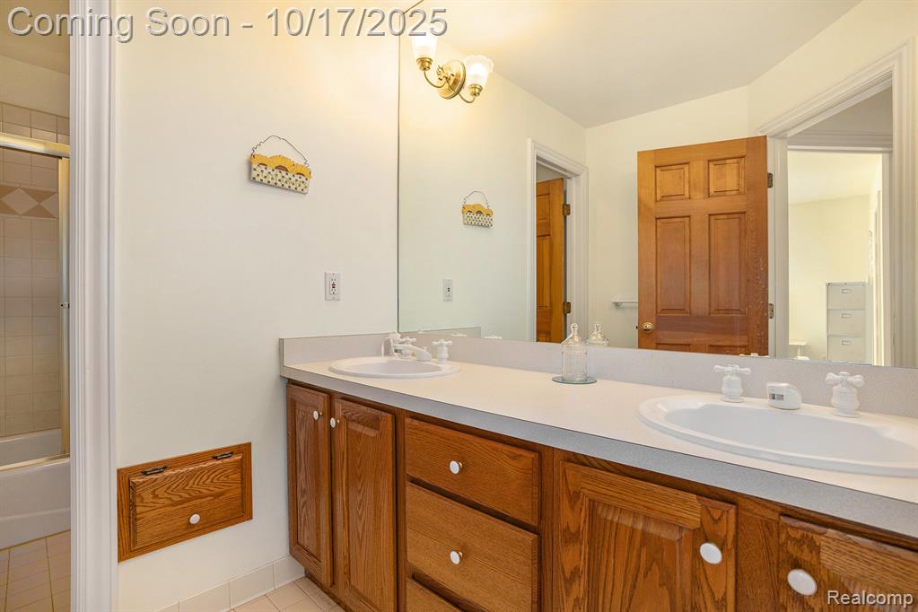 199 East Barron Road Howell, MI 48855 - Photo 24 of 56