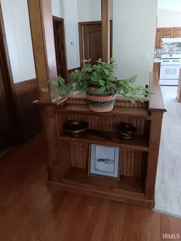 $329,900 | 2347 East Navajo Drive, Vincennes, IN 47591