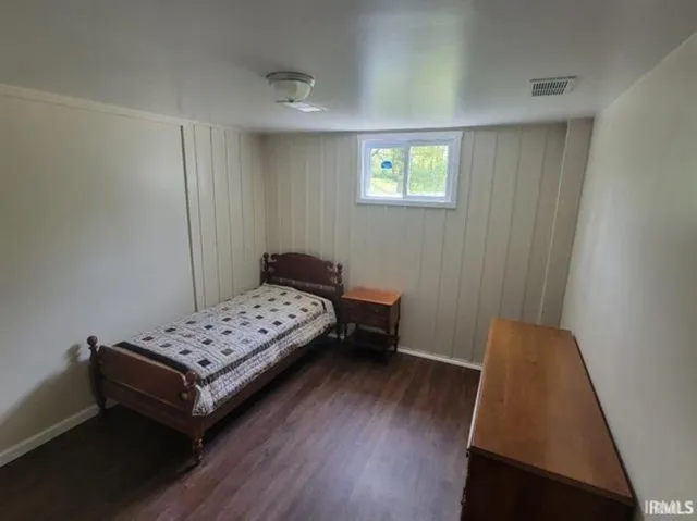 $329,900 | 2347 East Navajo Drive, Vincennes, IN 47591