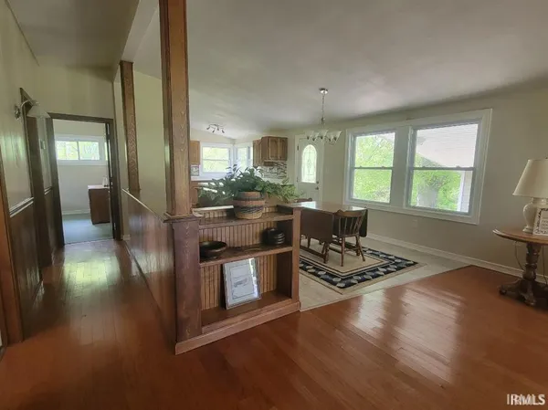 $329,900 | 2347 East Navajo Drive, Vincennes, IN 47591