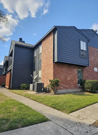 $1,050 | 13480 South Thorntree Drive, Unit 316, Houston, TX 77015