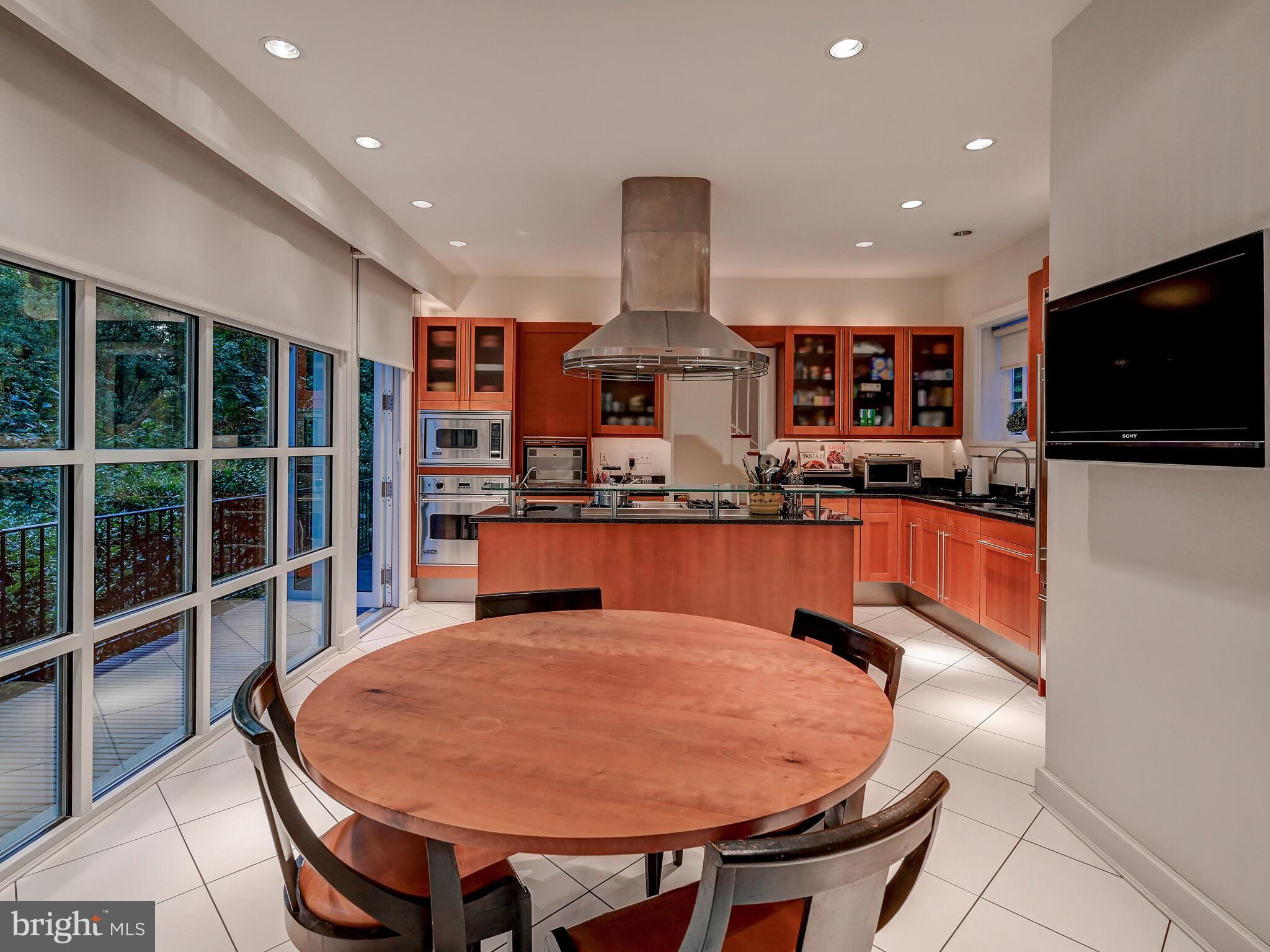 1013 Poplar Hill Road Baltimore, MD 21210 - Photo 17 of 73 Gallery Image 17