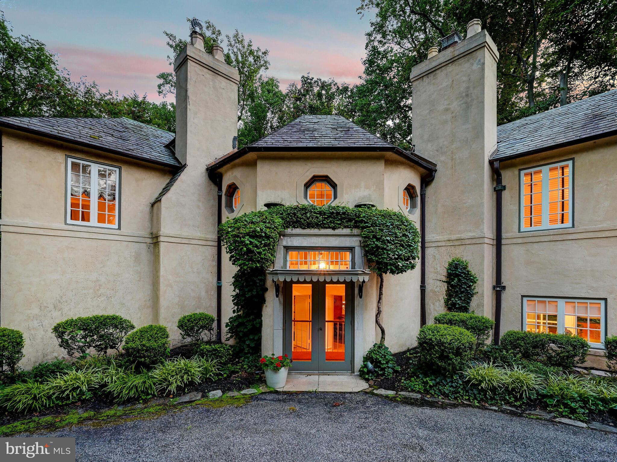 1013 Poplar Hill Road Baltimore, MD 21210 - Photo 4 of 73 Gallery Image 4