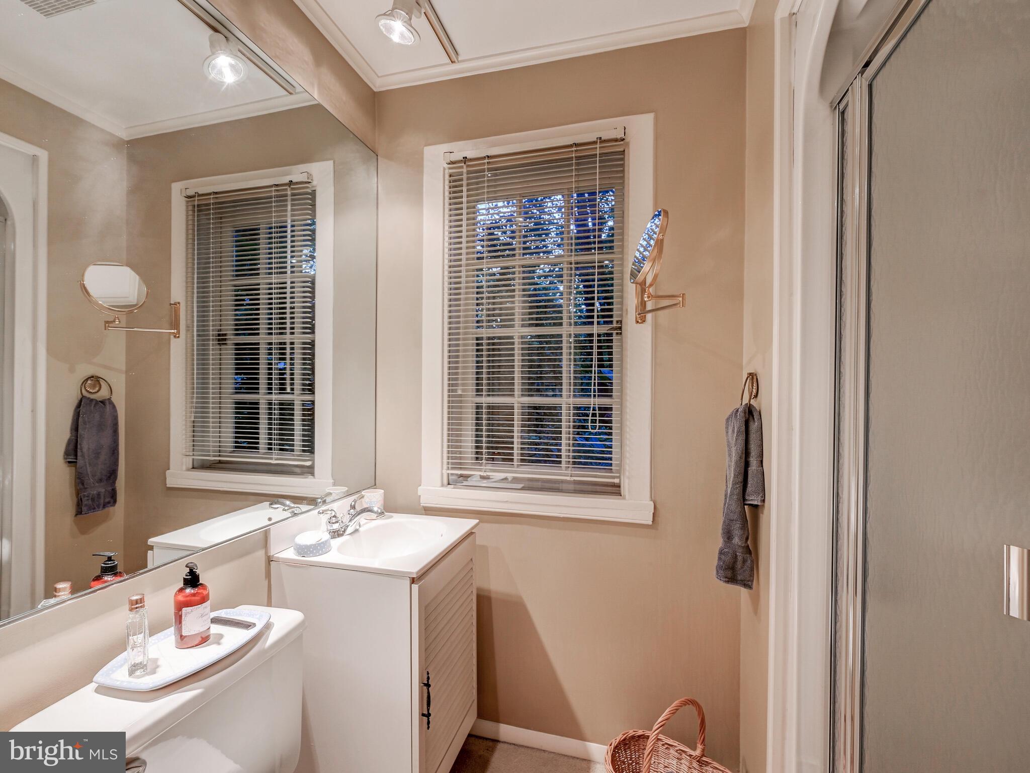 1013 Poplar Hill Road Baltimore, MD 21210 - Photo 38 of 73 Gallery Image 38