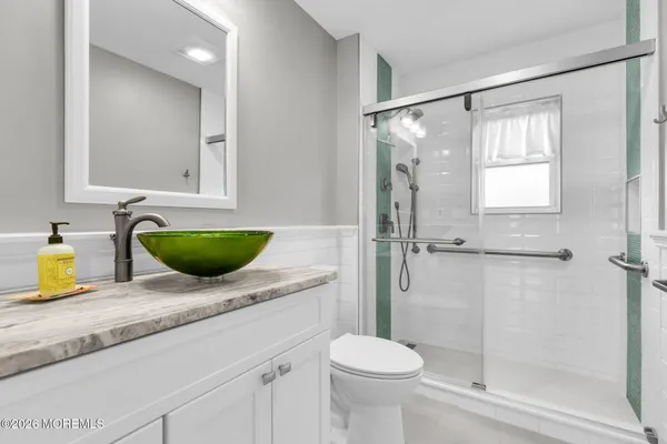 $324,900 | 9 King James Lane, Atlantic Highlands, NJ 07716