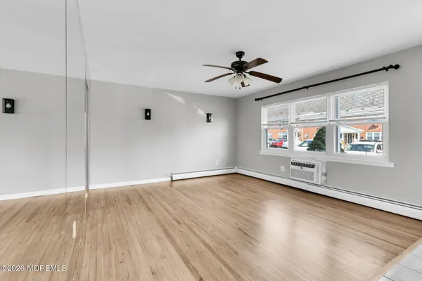 $324,900 | 9 King James Lane, Atlantic Highlands, NJ 07716