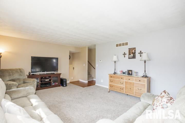 1530 Hickory Point Road Metamora, IL 61548 - Photo 19 of 33
