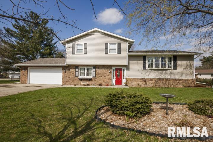 1530 Hickory Point Road Metamora, IL 61548 - Photo 4 of 33