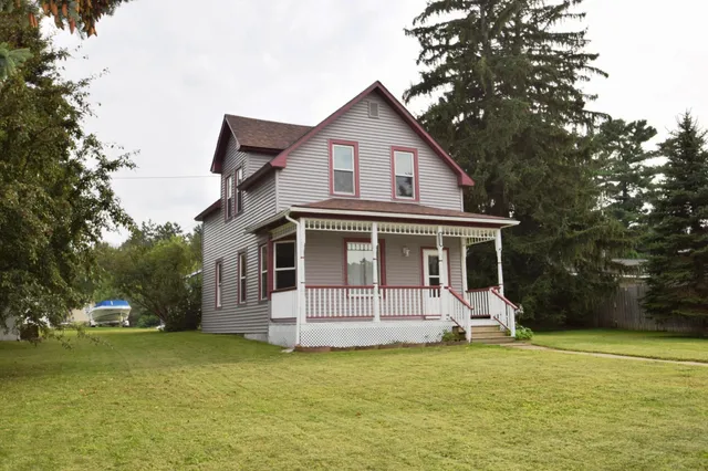 $182,000 | 117 Main Street West, Milltown, WI 54858