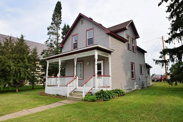 $182,000 | 117 Main Street West, Milltown, WI 54858
