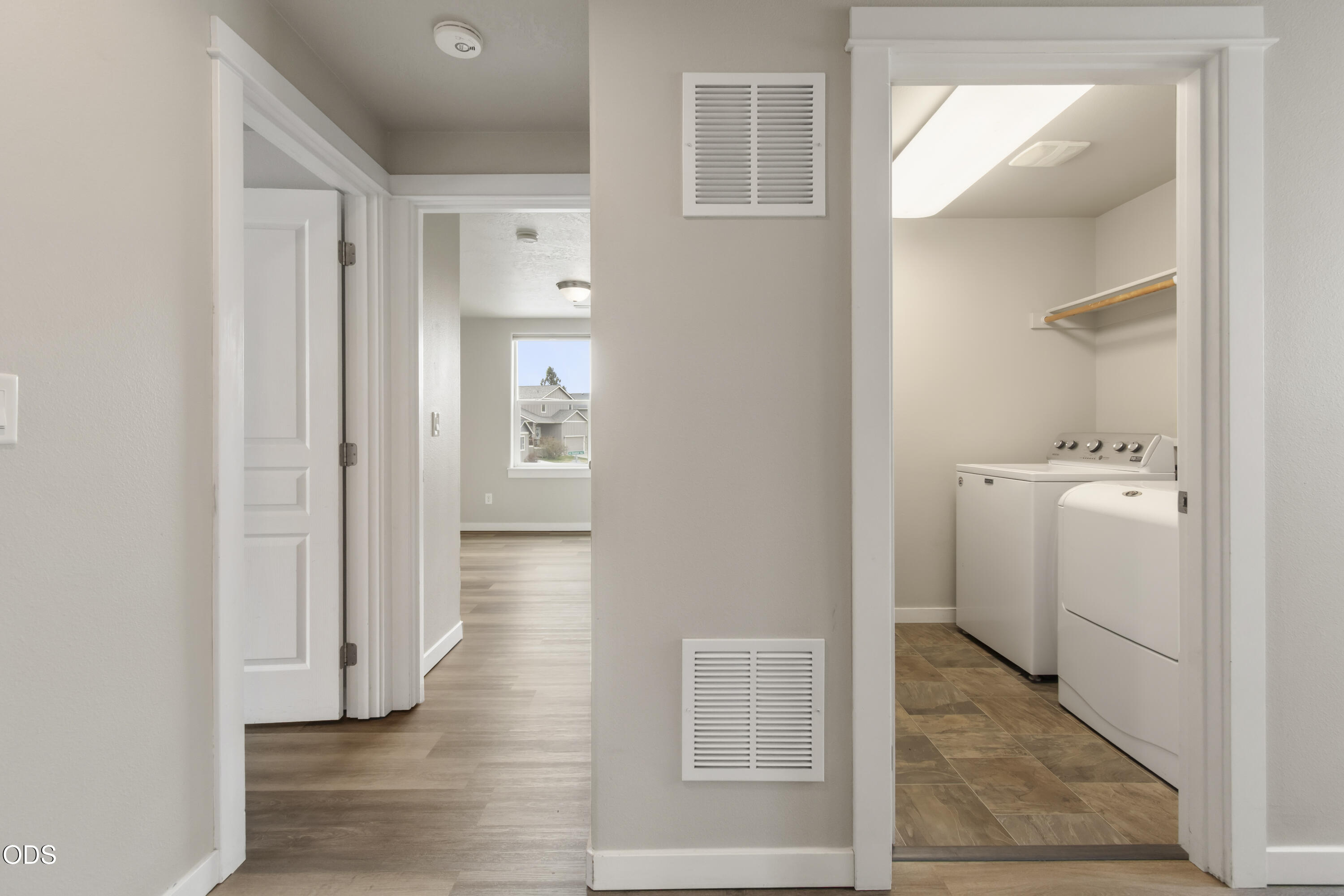 21332 Oconnor Way Bend, OR 97701 - Photo 20 of 33 a view of a bathroom with utility room