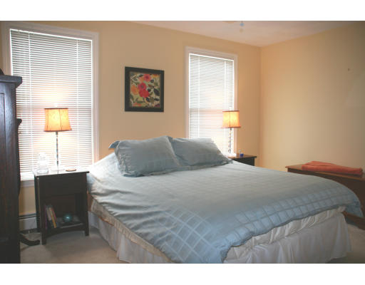 200 Candlestick Road North Andover, MA 01845 - Photo 13 of 15 Gallery Image 13