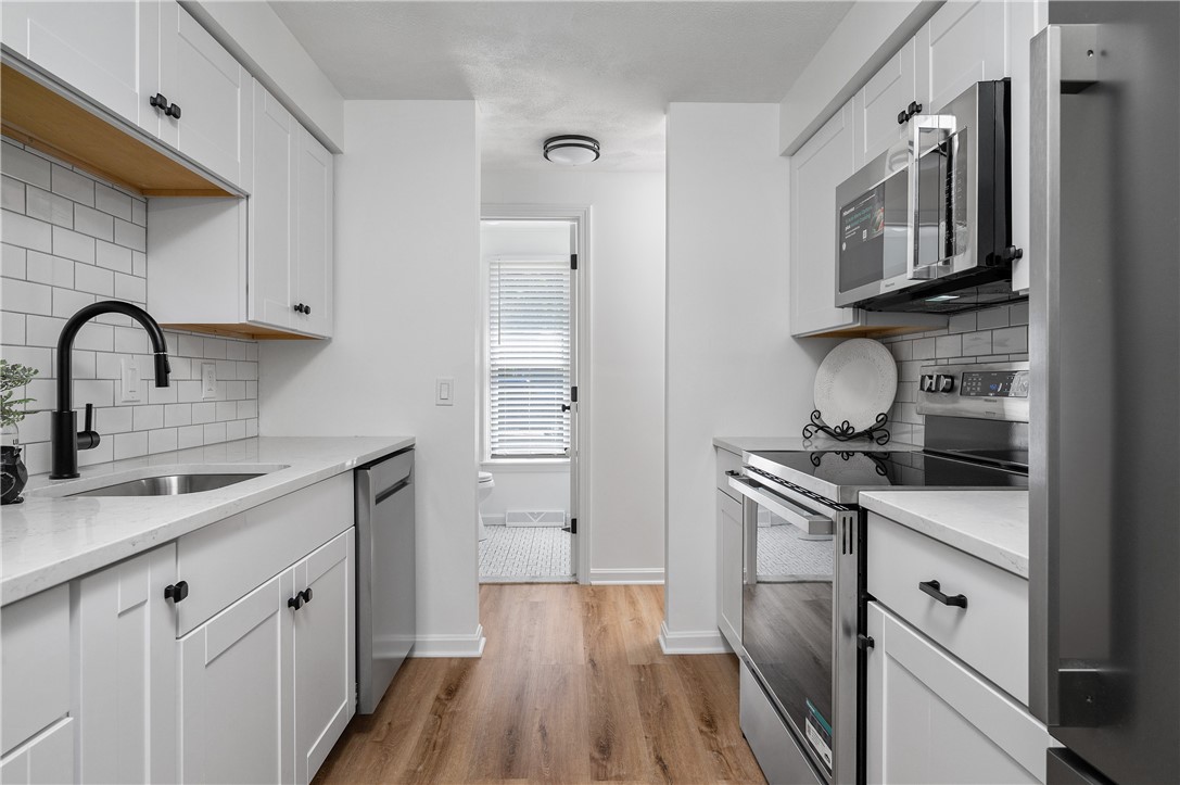 161 West Shore Road, Unit B2 Warwick, RI 02889 - Photo 6 of 33
