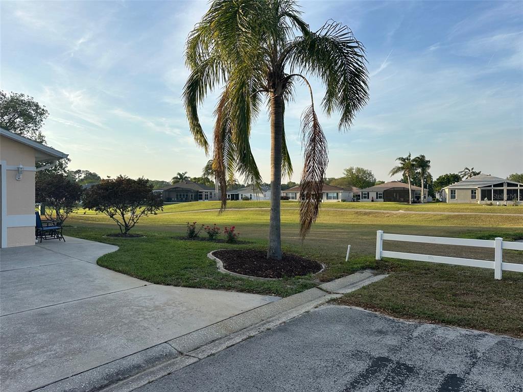 32905 Timberwood Drive Leesburg, FL 34748 - Photo 24 of 27 a view of a park