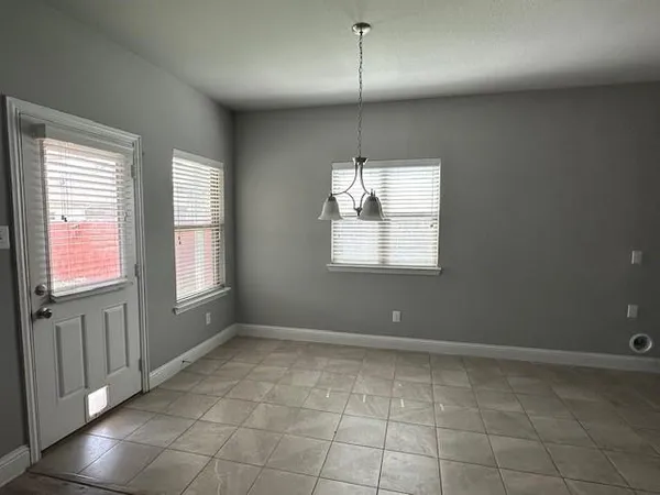 $1,900 | 623 Dogwood Drive, Greenville, TX 75402