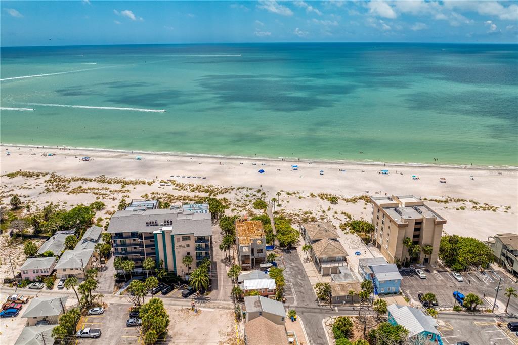 13095 Gulf Lane Madeira Beach, FL 33708 - Photo 40 of 41