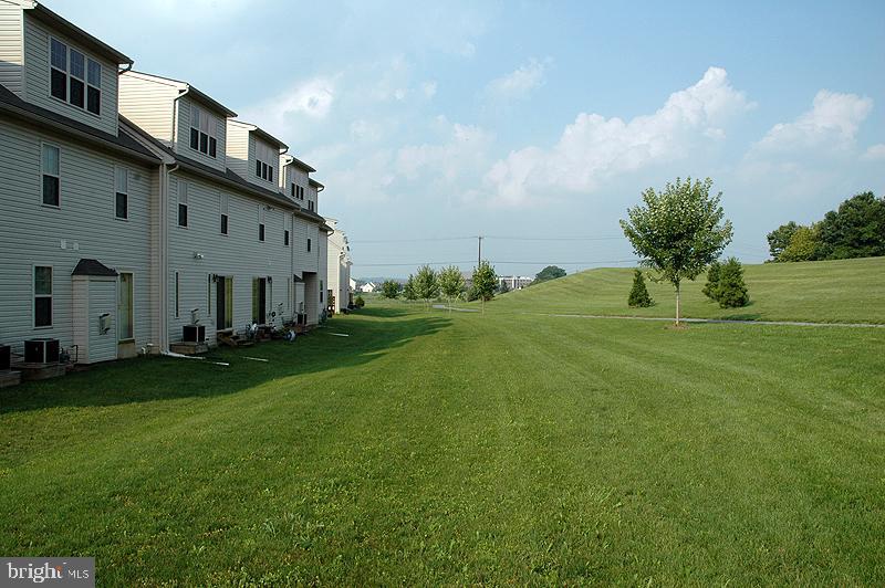 774 Sylvan Road Lancaster, PA 17601 - Photo 12 of 13 Gallery Image 12