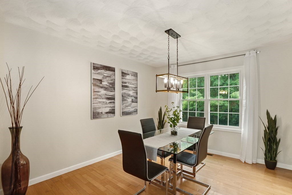 27 Navajo Road Worcester, MA 01606 - Photo 8 of 40 Gallery Image 8