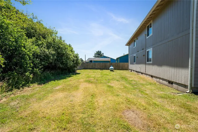 $115,000 | 839 Tidelands Court, Unit G, Ocean Shores, WA 98569