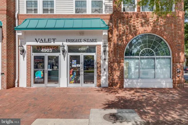 a view of building with entrance gate