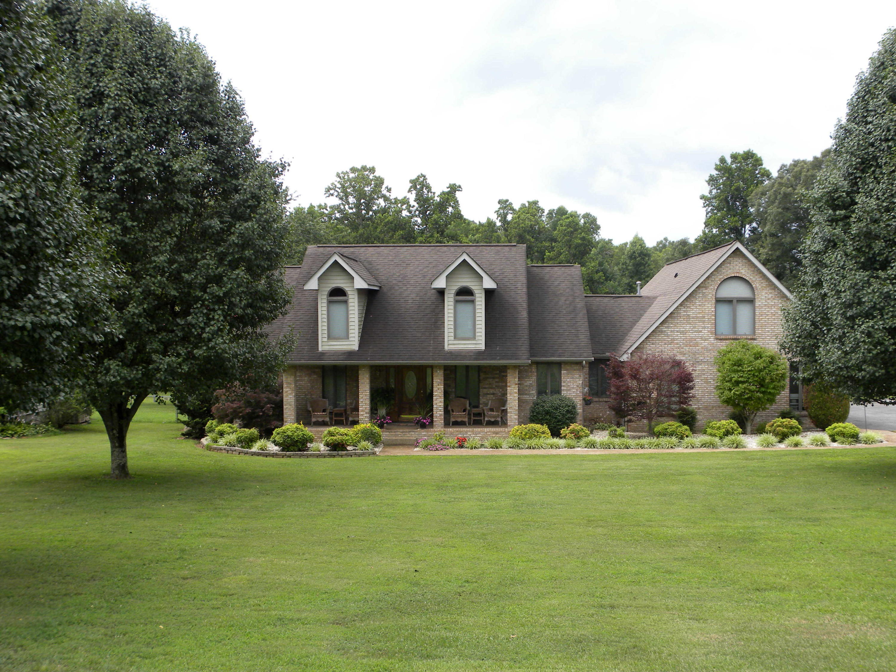 127 David Road Clinton, TN 37716 - Photo 1 of 20 127 David Road