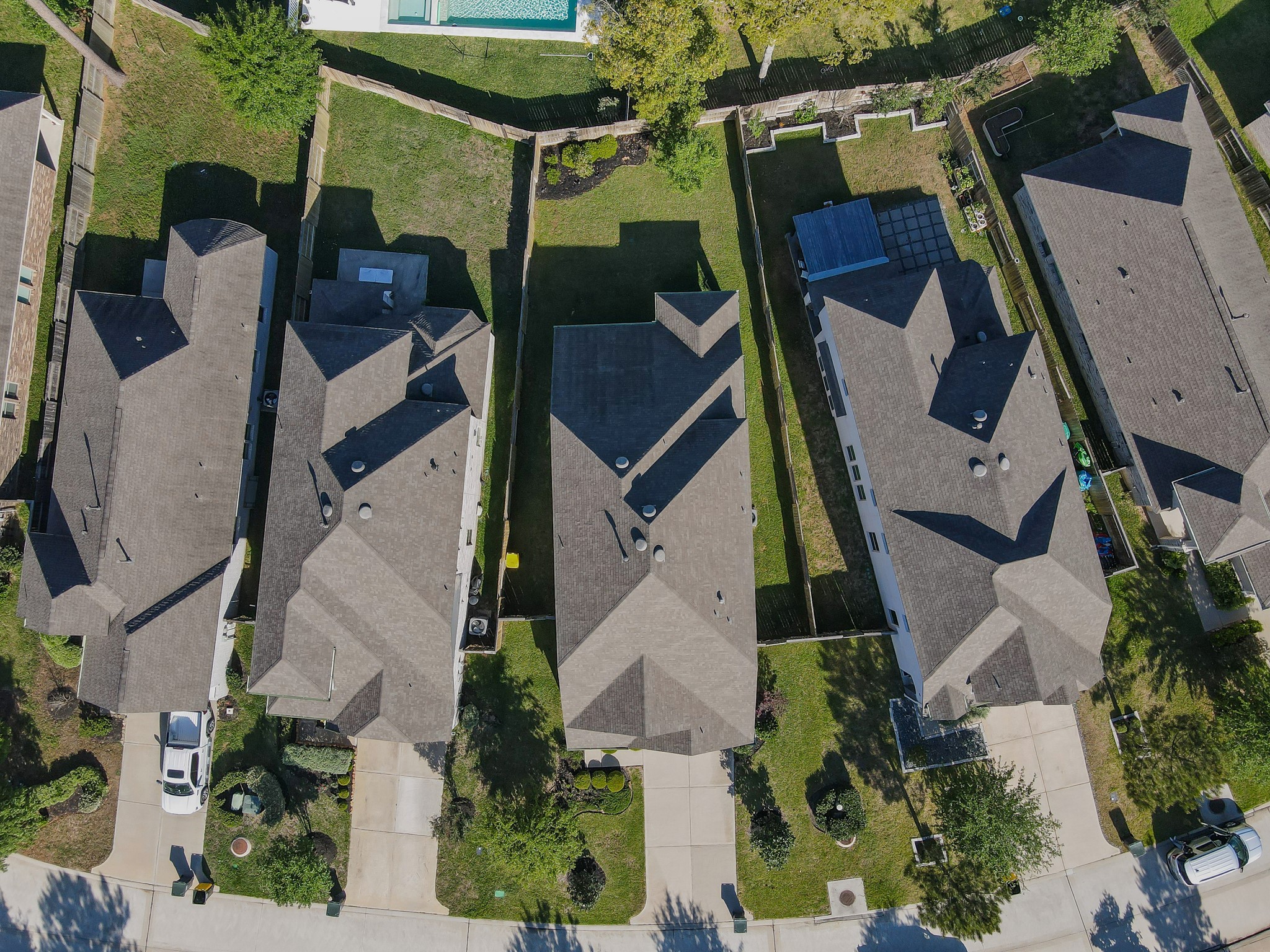 554 Timber Voyage Court Conroe, TX 77304 - Photo 30 of 35 an aerial view of houses with outdoor space