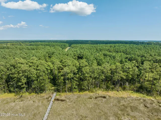 $85,000 | 127 Garbacon Drive, Beaufort, NC 28516