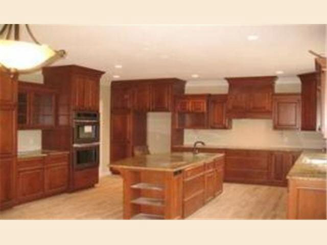 907 Wicklow Lane Southwest Rochester, MN 55902 - Photo 5 of 7