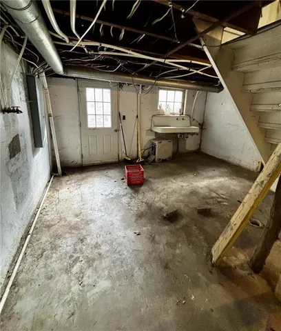 $129,000 | 1123 West Main Street, Chanute, KS 66720