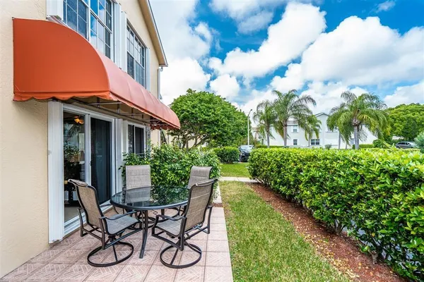 $2,000 | 622 Waterside Drive, Hypoluxo, FL 33462