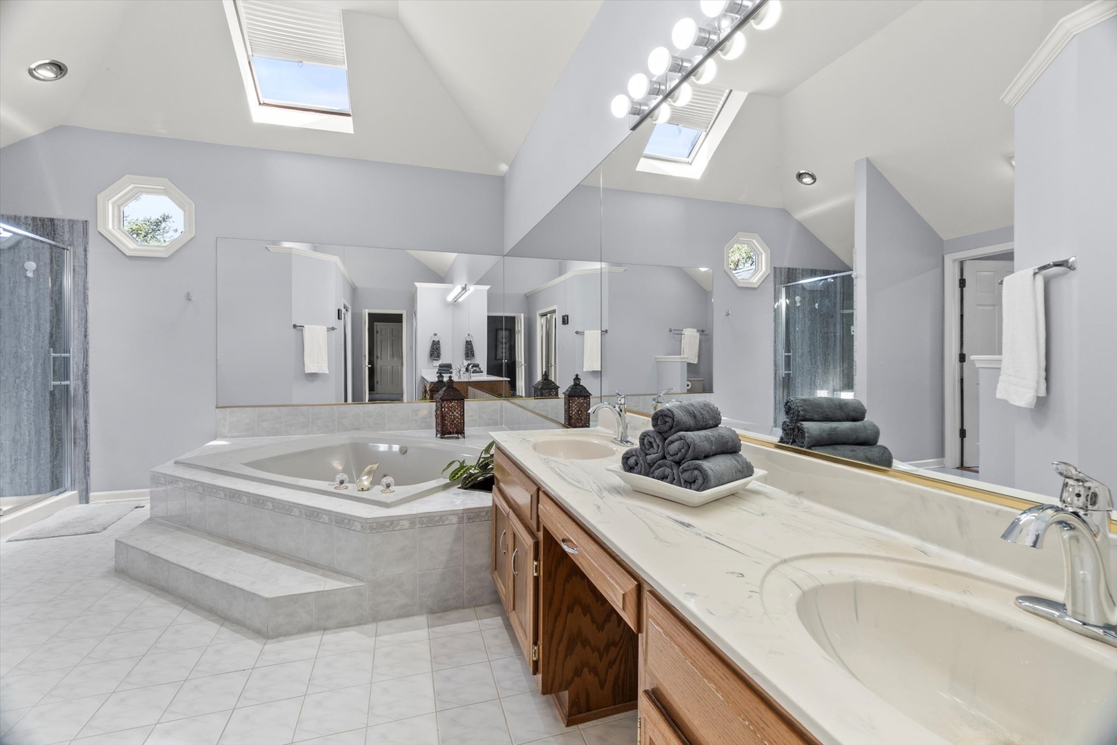 3555 Jeremy Ranch Court Naperville, IL 60564 - Photo 14 of 36 Gallery Image 14