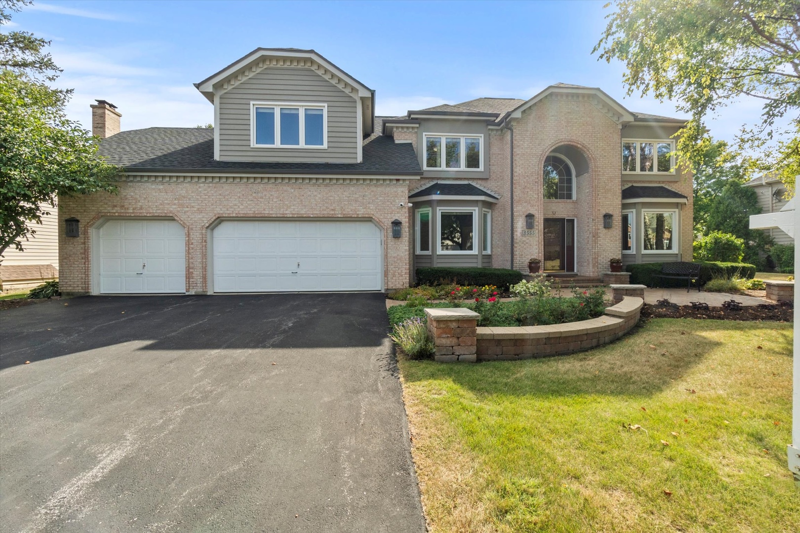 3555 Jeremy Ranch Court Naperville, IL 60564 - Photo 2 of 36 Gallery Image 2