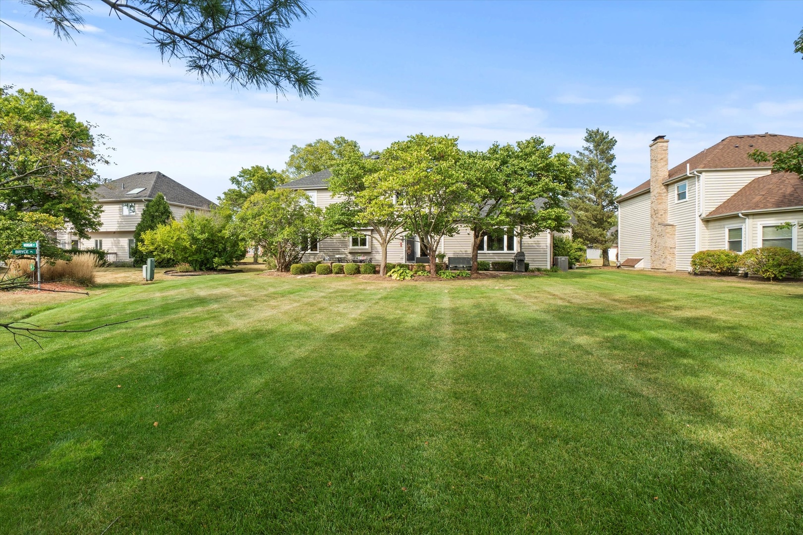 3555 Jeremy Ranch Court Naperville, IL 60564 - Photo 27 of 36 Gallery Image 27