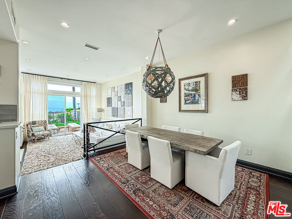 6416 Lunita Road, Unit 108 Malibu, CA 90265 - Photo 7 of 38