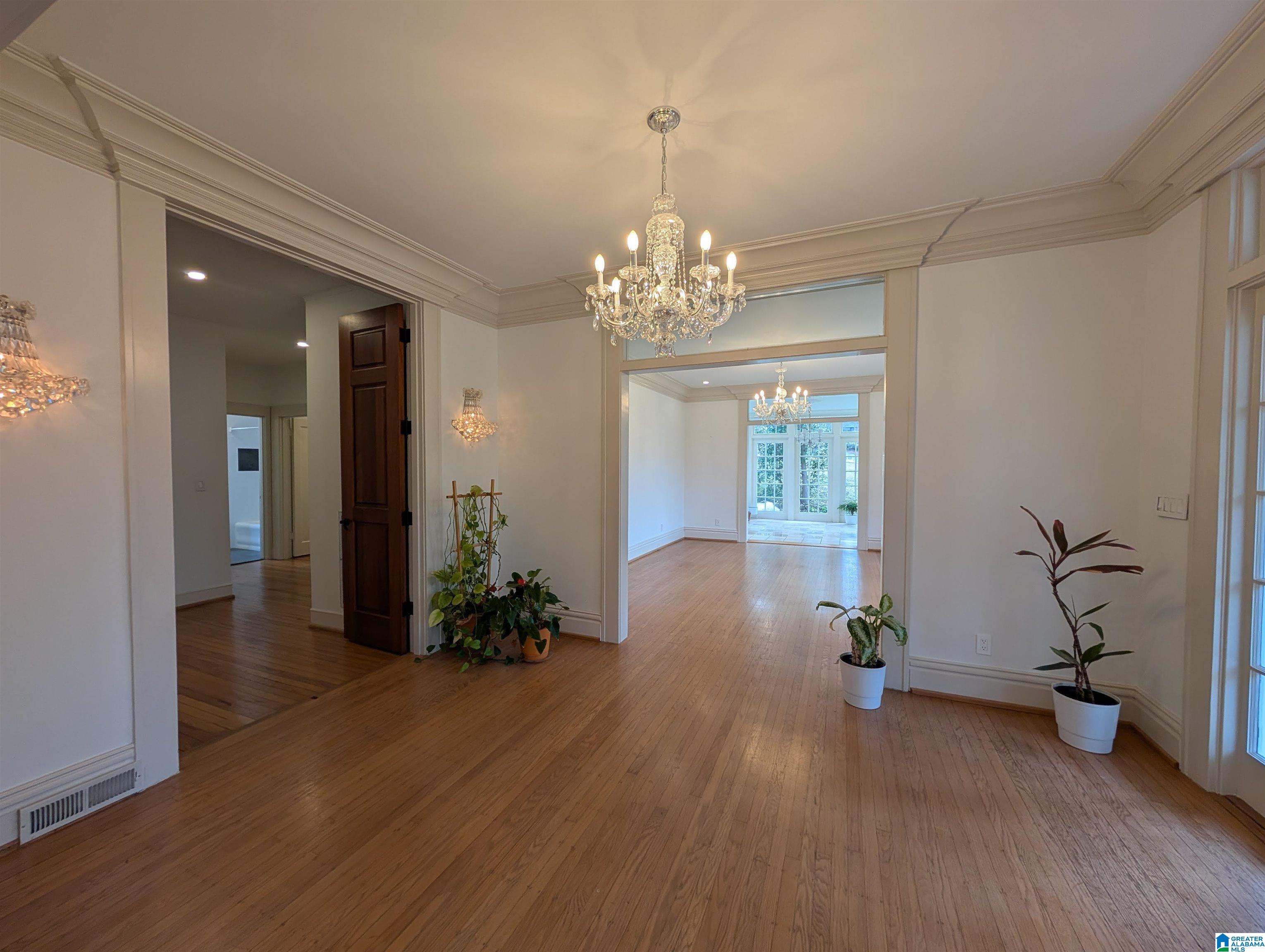 1107 Montvue Road Anniston, AL 36207 - Photo 15 of 61