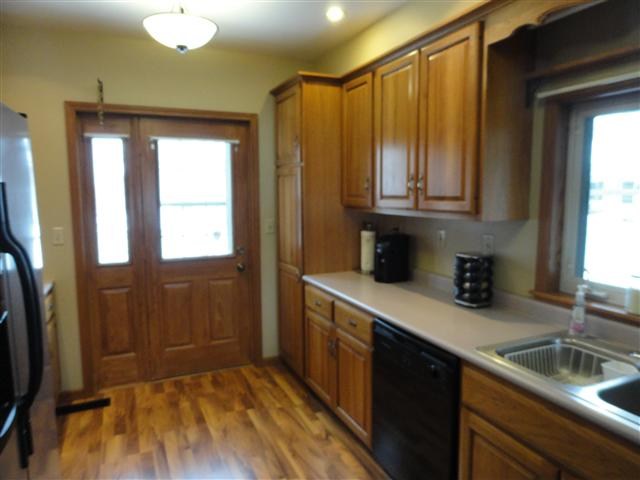 421 West Jefferson Street Decatur, IN 46733 - Photo 12 of 29
