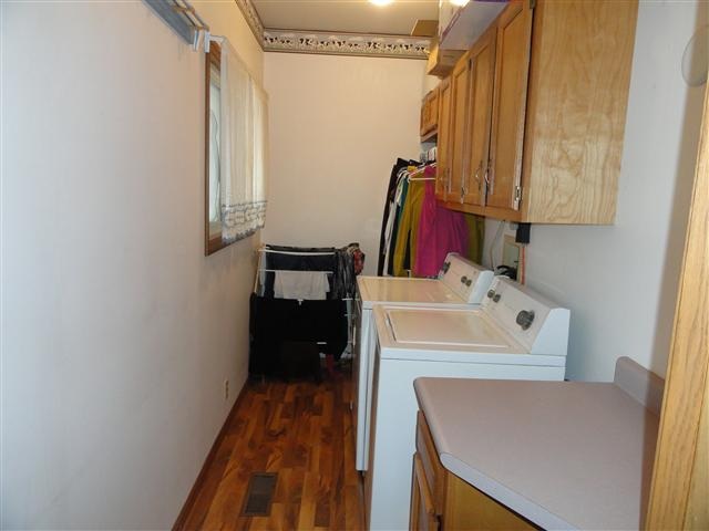 421 West Jefferson Street Decatur, IN 46733 - Photo 14 of 29