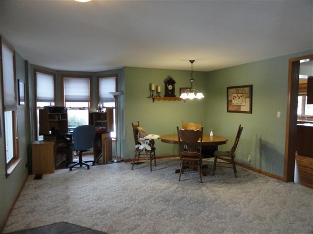 421 West Jefferson Street Decatur, IN 46733 - Photo 6 of 29